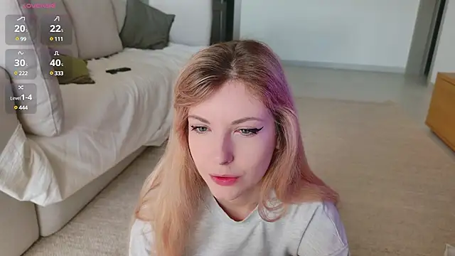 Snapshot of Cassycum chatting on 02/25/25, 02:33 Cassycum online show from 02/25/25, 02:33