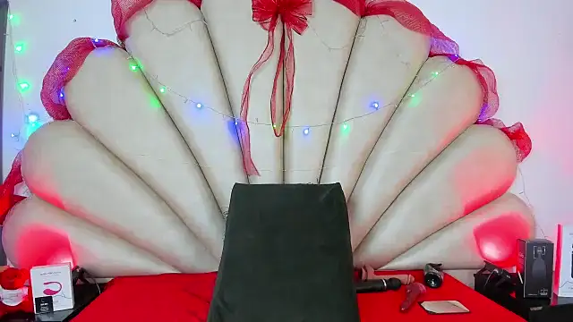 Natasha  Blue online show from 01/05/25, 01:04