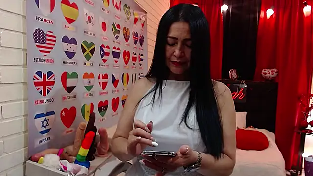 Sarah teiku online show from 01/13/25, 06:27