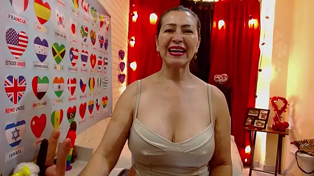 Sarah teiku online show from 03/04/25, 12:29