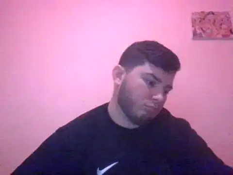 Snapshot of -Zerax- chatting on 03/08/25, 11:49 -Zerax- online show from 03/08/25, 11:49