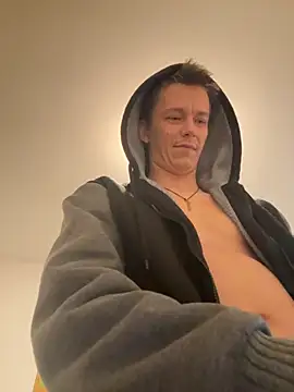 Toyjungee online show from 10/25/25, 09:17