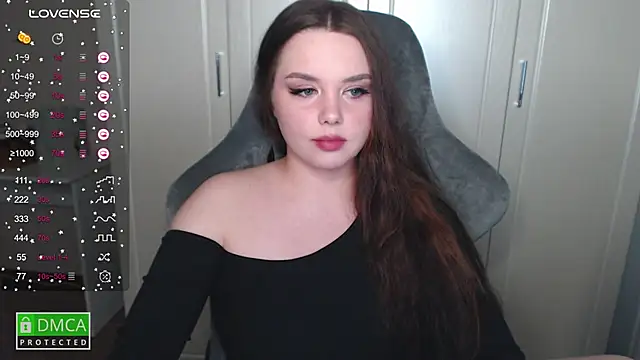 Snapshot of aliice_cutie chatting on 02/19/25, 08:41 aliice cutie online show from 02/19/25, 08:41