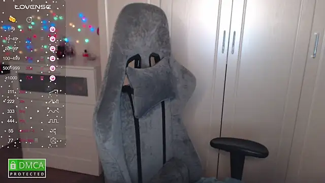 Snapshot of aliice_cutie chatting on 03/15/25, 11:39 aliice cutie online show from 03/15/25, 11:39