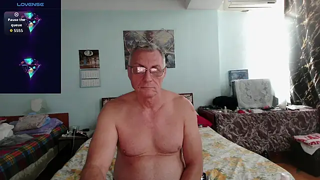 Snapshot of sexman181166 chatting on 11/07/25, 06:24 sexman181166 online show from 11/07/25, 06:24