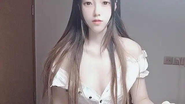 VaerySaenz online show from 11/11/25, 02:55