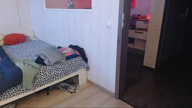 amanda kiss kiss online show from 12/29/24, 12:12