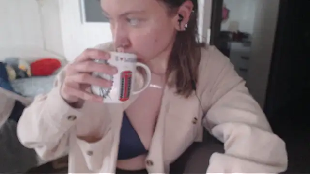 amanda kiss kiss online show from 01/07/25, 11:37