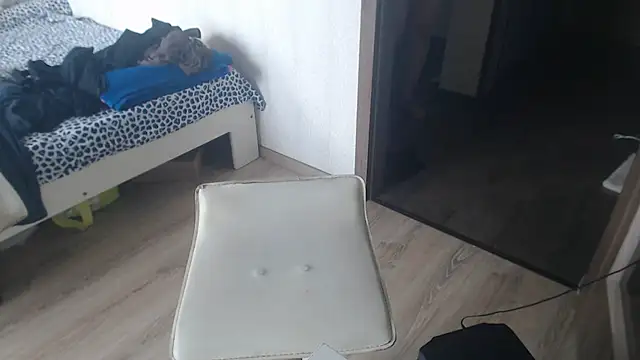 amanda kiss kiss online show from 09/13/25, 11:43