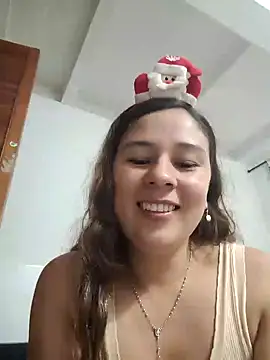 Snapshot of selena_gomez2 chatting on 12/22/24, 10:04 selena gomez2 online show from 12/22/24, 10:04