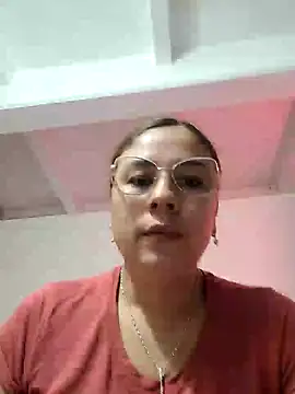 Snapshot of selena_gomez2 chatting on 02/11/25, 01:20 selena gomez2 online show from 02/11/25, 01:20
