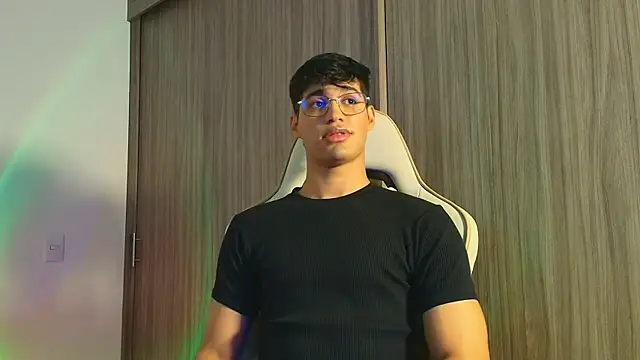 Jimmy Leeh  online show from 11/13/25, 04:11