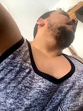 christian colombian1 online show from 12/07/24, 06:04