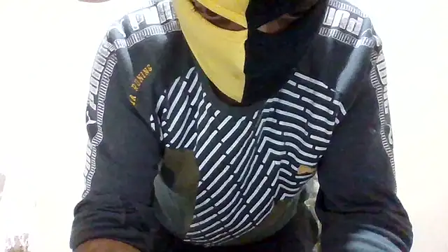 asira39 online show from 10/11/25, 05:33