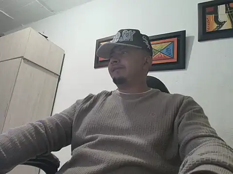 myke andrade online show from 10/17/25, 02:48