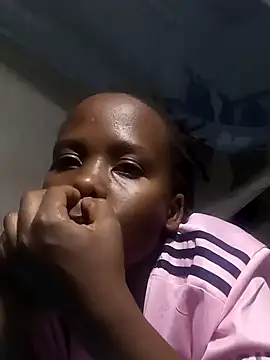 Queentesi online show from 01/12/25, 05:54