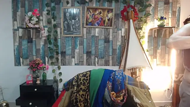 KarimaSarabe online show from 11/15/25, 09:00