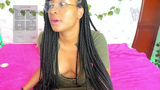 Snapshot of Andrea_Williams24 chatting on 01/30/25, 11:24 Andrea Williams24 online show from 01/30/25, 11:24