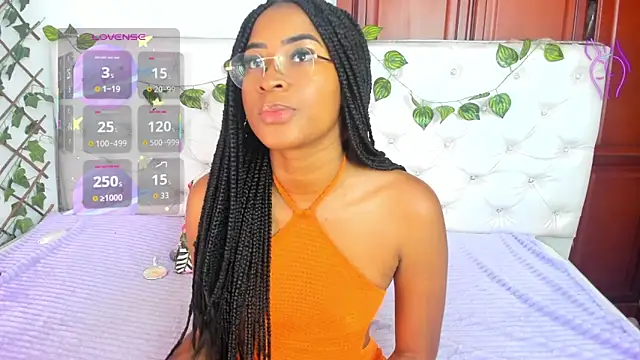 Snapshot of Andrea_Williams24 chatting on 09/19/25, 01:01 Andrea Williams24 online show from 09/19/25, 01:01