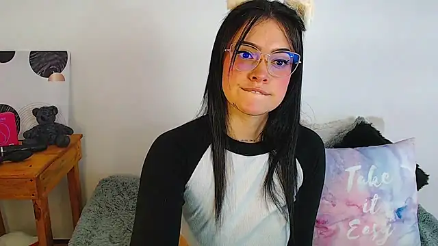 Isa Maiden1 online show from 10/02/25, 03:30