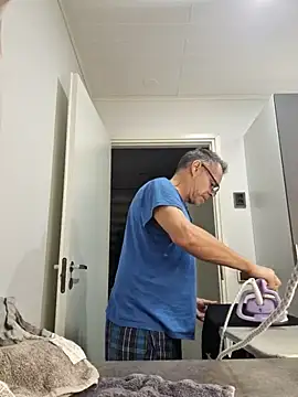 DarrenSullivanSlut online show from 12/03/25, 08:00