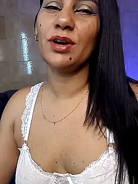 Leticia goddes online show from 03/07/25, 11:05