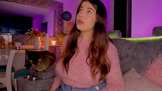 Snapshot of zoe_kittylove chatting on 10/28/25, 04:05 zoe kittylove online show from 10/28/25, 04:05