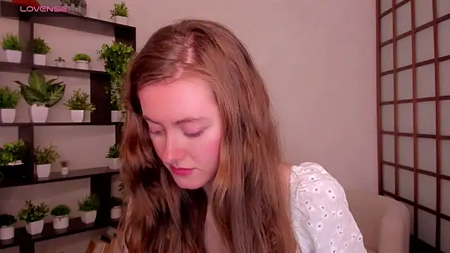 KateCuddle online show from 10/22/25, 02:45