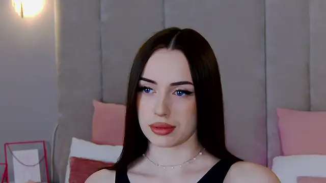 Snapshot of Betty_Bridge chatting on 03/10/25, 05:43 Betty Bridge online show from 03/10/25, 05:43