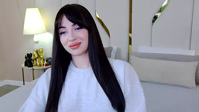 Snapshot of Betty_Bridge chatting on 09/18/25, 05:53 Betty Bridge online show from 09/18/25, 05:53