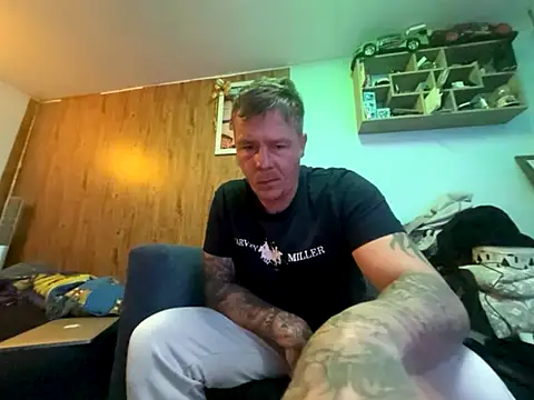 steveindahouse online show from 11/07/25, 04:34