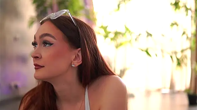 HotSkinnyX online show from 10/23/25, 08:24