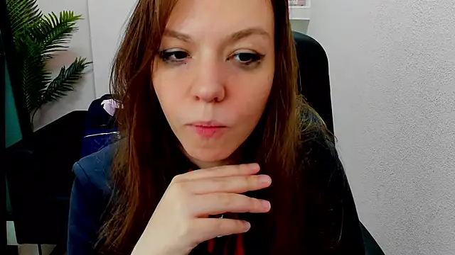 Persephoni online show from 01/09/25, 05:23