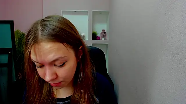 Persephoni online show from 11/22/25, 10:47