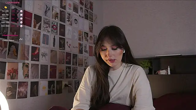 itssophiie online show from 10/17/25, 10:45