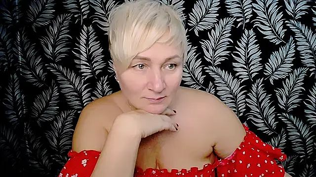 Snapshot of Olivia_playful chatting on 12/07/24, 03:30 Olivia playful online show from 12/07/24, 03:30