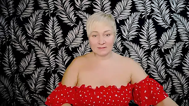 Snapshot of Olivia_playful chatting on 12/20/24, 12:27 Olivia playful online show from 12/20/24, 12:27
