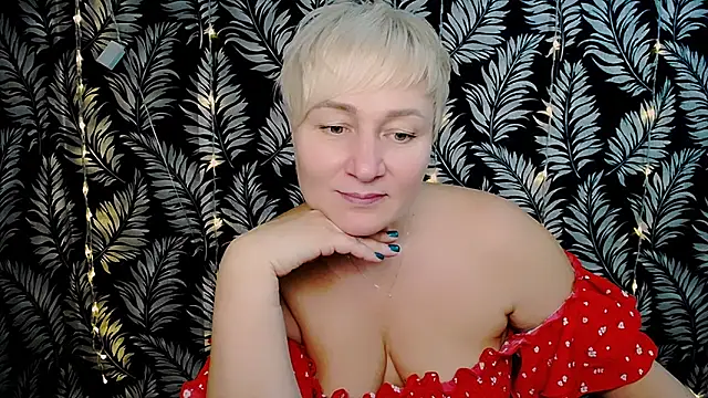 Snapshot of Olivia_playful chatting on 12/24/24, 12:22 Olivia playful online show from 12/24/24, 12:22
