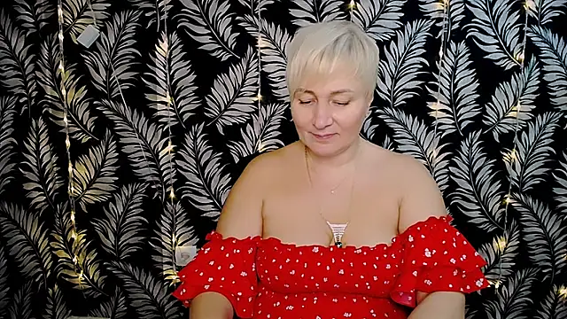 Snapshot of Olivia_playful chatting on 12/27/24, 02:54 Olivia playful online show from 12/27/24, 02:54