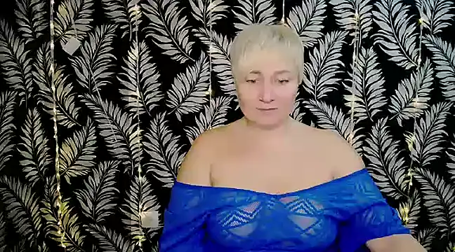 Snapshot of Olivia_playful chatting on 01/06/25, 12:24 Olivia playful online show from 01/06/25, 12:24