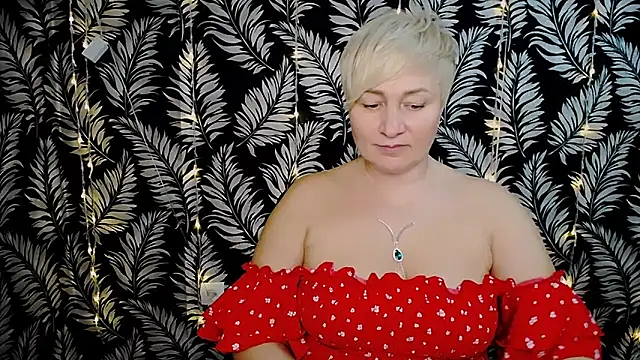 Snapshot of Olivia_playful chatting on 01/27/25, 02:13 Olivia playful online show from 01/27/25, 02:13