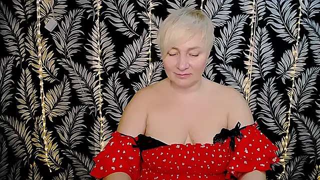 Snapshot of Olivia_playful chatting on 02/20/25, 12:15 Olivia playful online show from 02/20/25, 12:15