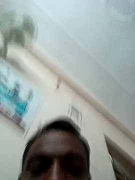 Snapshot of Lent_Medium chatting on 10/10/25, 04:17 Lent Medium online show from 10/10/25, 04:17