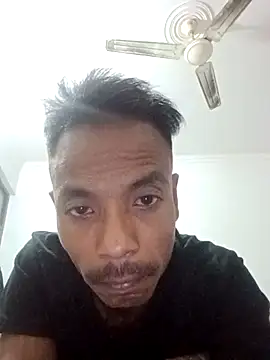 Snapshot of Lent_Medium chatting on 10/31/25, 05:14 Lent Medium online show from 10/31/25, 05:14