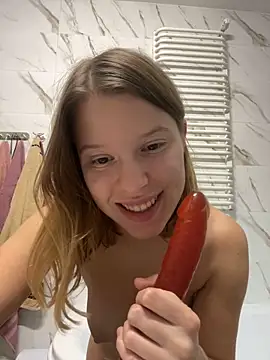 kimczii online show from 10/30/25, 07:47