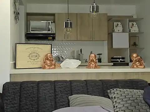 BradleySmithx online show from 01/13/25, 03:56