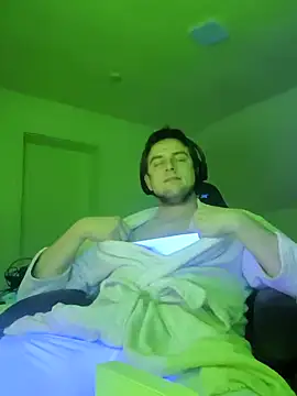 Snapshot of Youngtimer_1997 chatting on 12/31/24, 04:16 Youngtimer 1997 online show from 12/31/24, 04:16