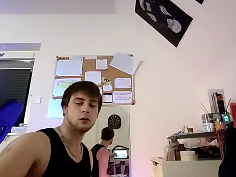 Snapshot of Youngtimer_1997 chatting on 02/03/25, 09:18 Youngtimer 1997 online show from 02/03/25, 09:18