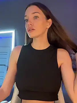 julia fly online show from 12/20/24, 09:32