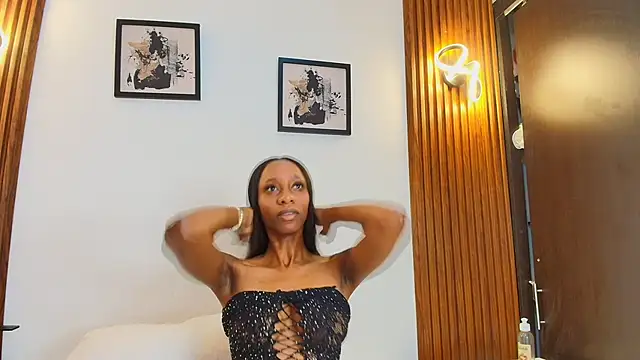 AntonellaaHot online show from 10/11/25, 03:06